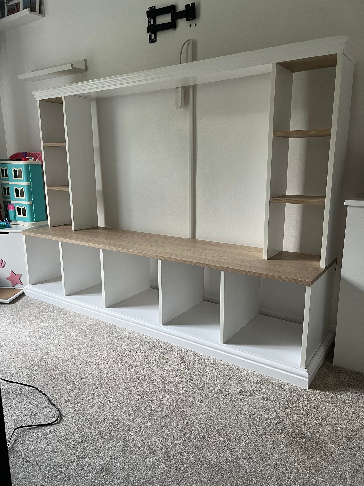 Painting & Decorating